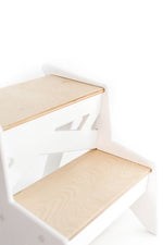 Ewart Woods Tritthocker aus Holz – stabiler Kinderhocker bis 100 kg belastbar – Produktbild 2