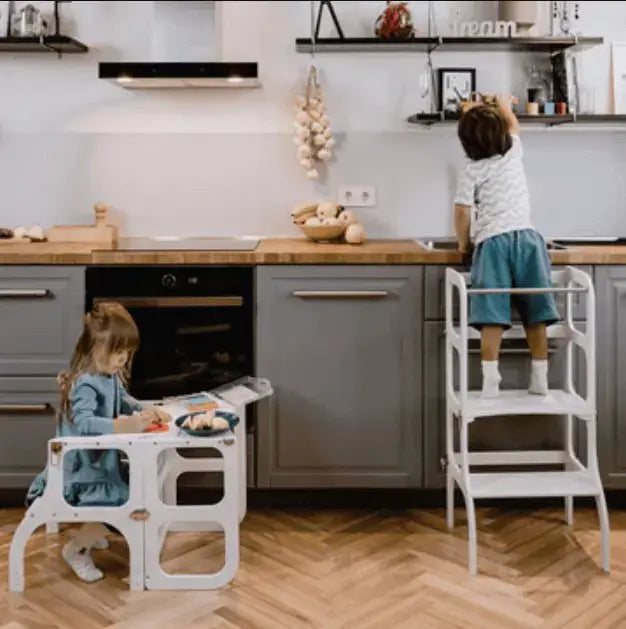 STEP’n’SIT® 2-in-1 Lernturm und Kindertisch – Grau – Produktbild 4