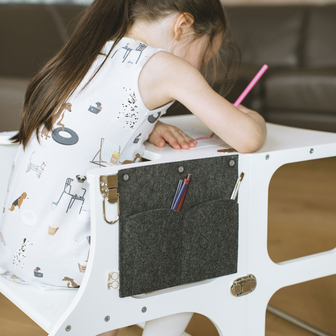 STEP’n’SIT 2in1 Lernturm Weiß – Montessori Küchenhelfer & Kindertisch aus Birkensperrholz – Produktbild 2