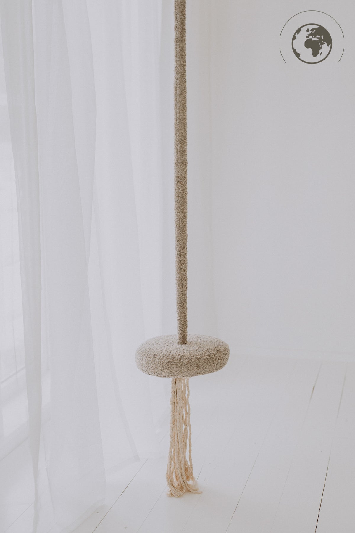 Kinderschaukel HopOn aus Bouclé – Sand – Produktbild 1