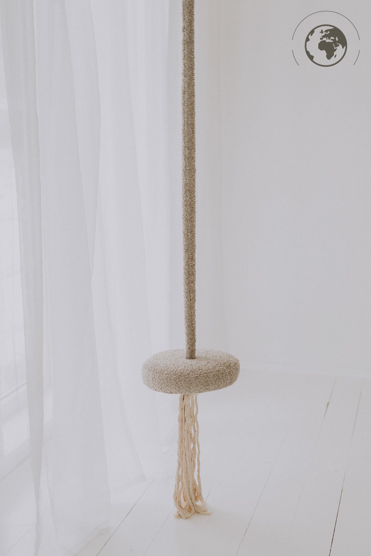 Kinderschaukel HopOn aus Bouclé – Sand – Produktbild 1