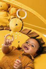 Baby-Spielmatte Mr. Lion mit Bögen – Aktivitäts-Spielbogen ab 3 Monaten