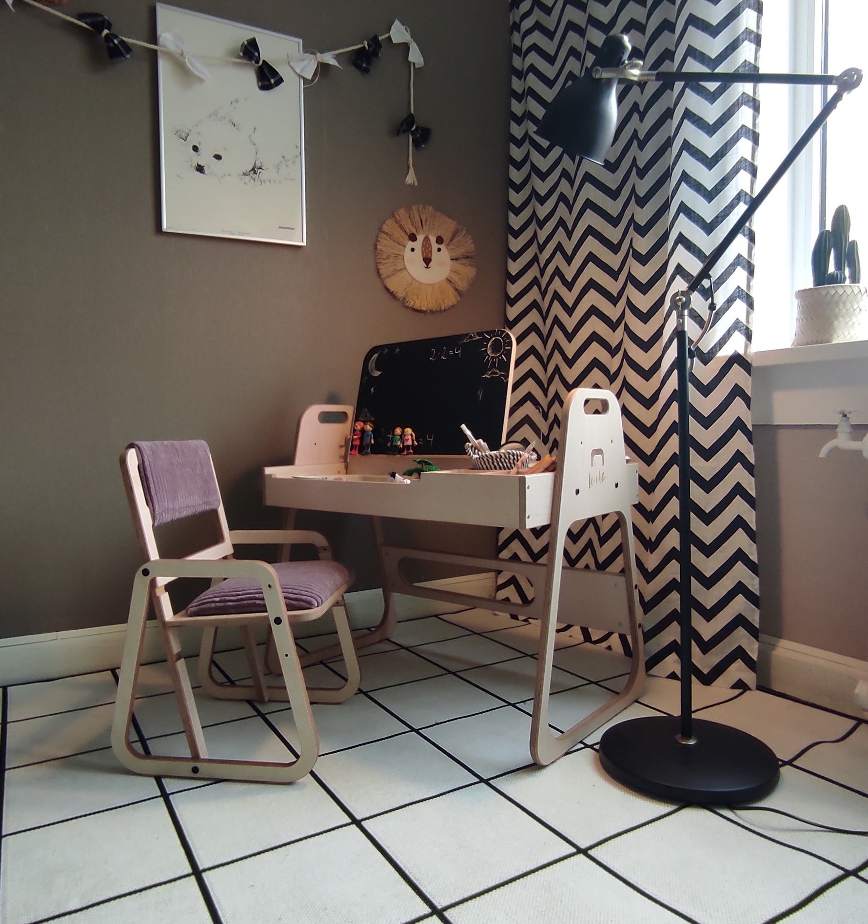 Luula Julle Montessori Tisch & Stuhl Set – Höhenverstellbare Kreativstation Cannon Rosa