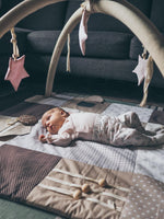 Baby-Spielmatte, 100x100cm – Braun – Produktbild 3