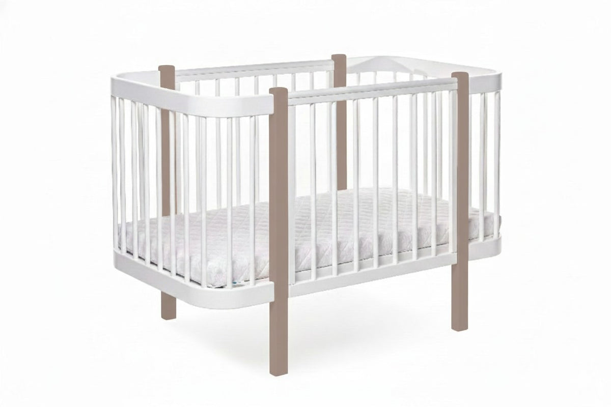 Babybett ELIN Set Cappuccino-Weiß – Mitwachsendes Beistellbett aus Buchenholz mit Matratze – Produktbild 2