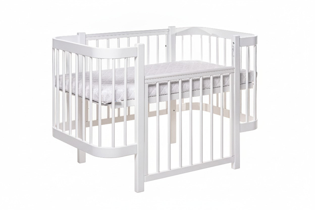Babybett ELIN Weiß – Mitwachsendes Beistellbett aus Buchenholz 120 x 60 cm – Produktbild 3