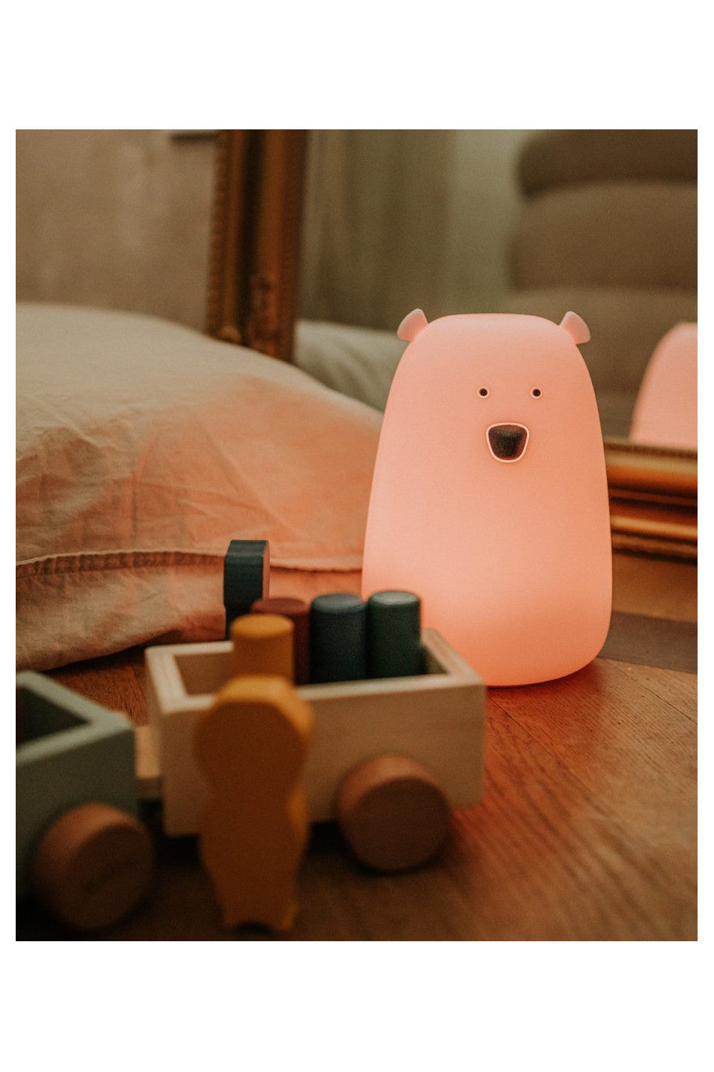 Rabbit & Friends Großer Bär Nachtlicht Rosa – dimmbare LED-Lampe aus Silikon mit Fernbedienung