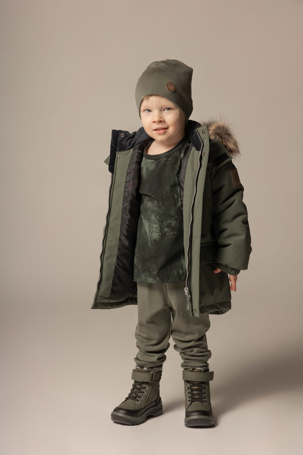 Children’s Merino Wool Pants – Khaki / Green