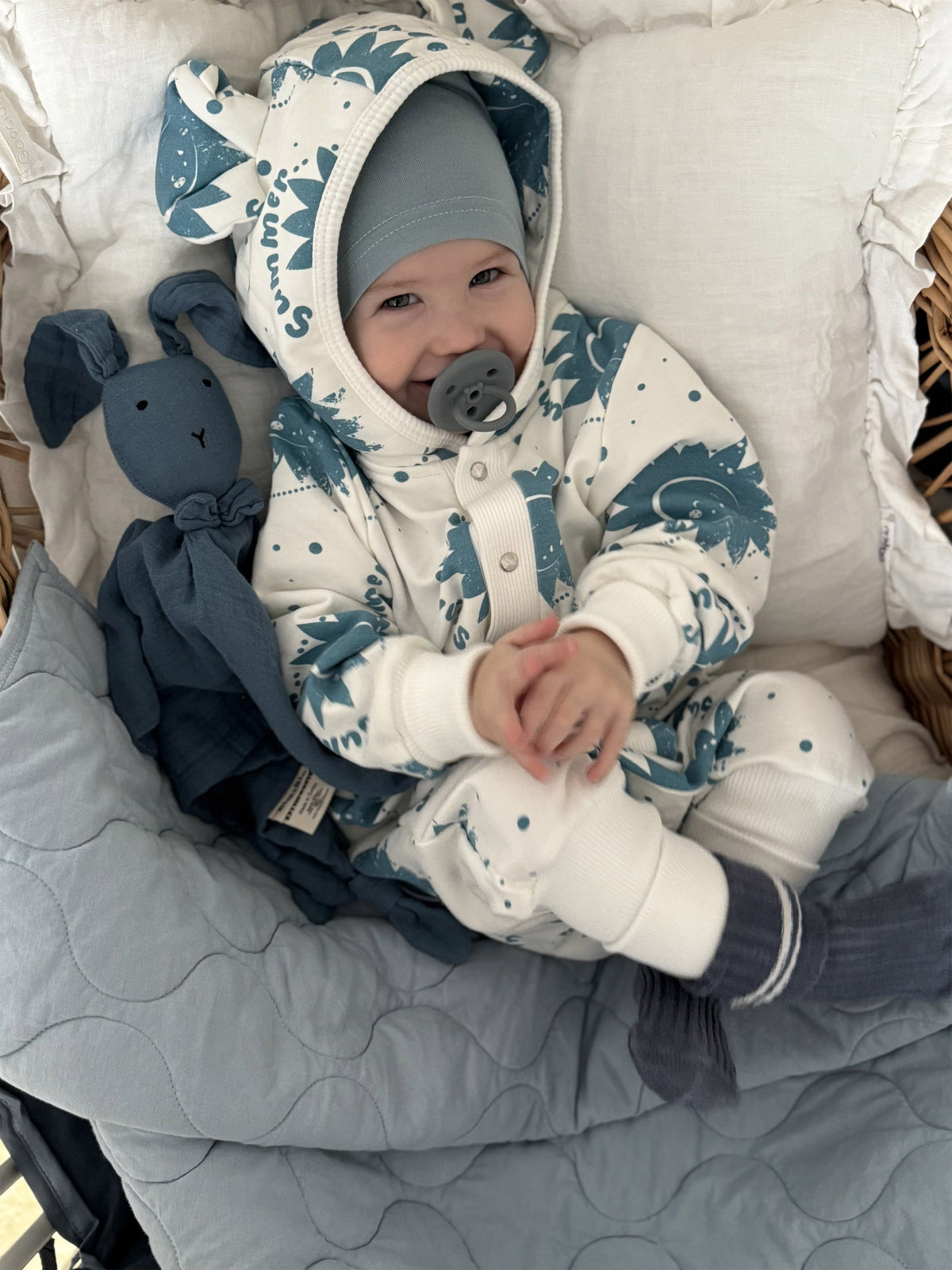 Jumpsuit mit Ohren für Babys & Kinder – Ecru mit Sonnen Overall mit Kapuze und Ohren
