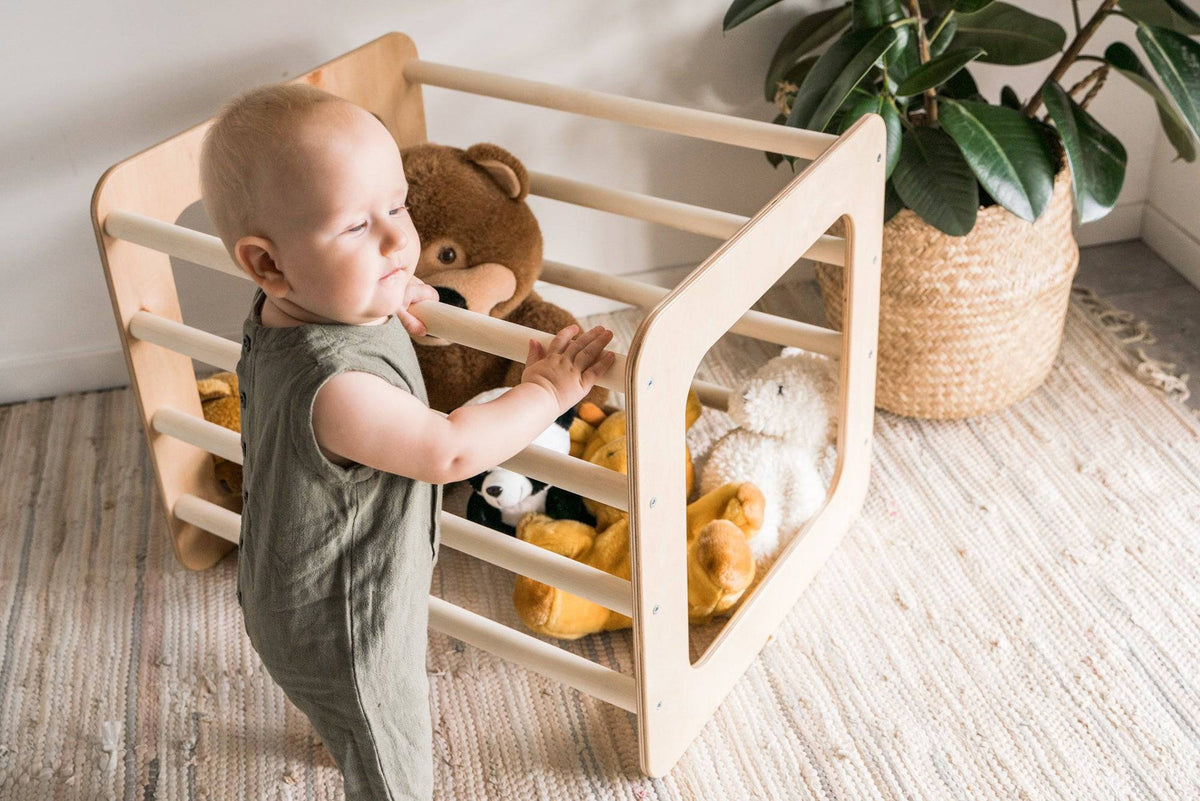 Ewart Woods Square Gym Aktivitätswürfel – Montessori Kletterwürfel aus Birkenholz – Produktbild 1