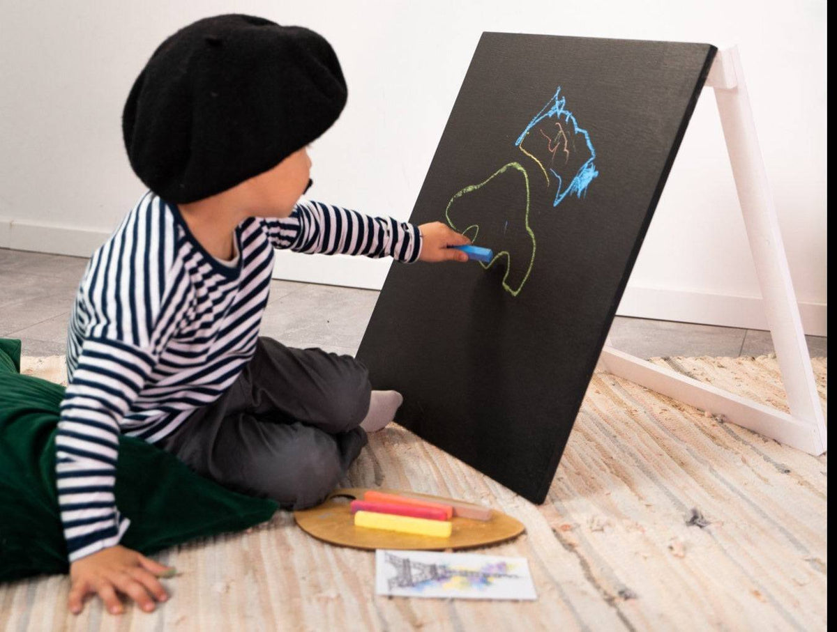 Ewart Woods Kinder Staffelei aus Holz – Magnetische Kreidetafel & Standtafel handgefertigt – Produktbild 3