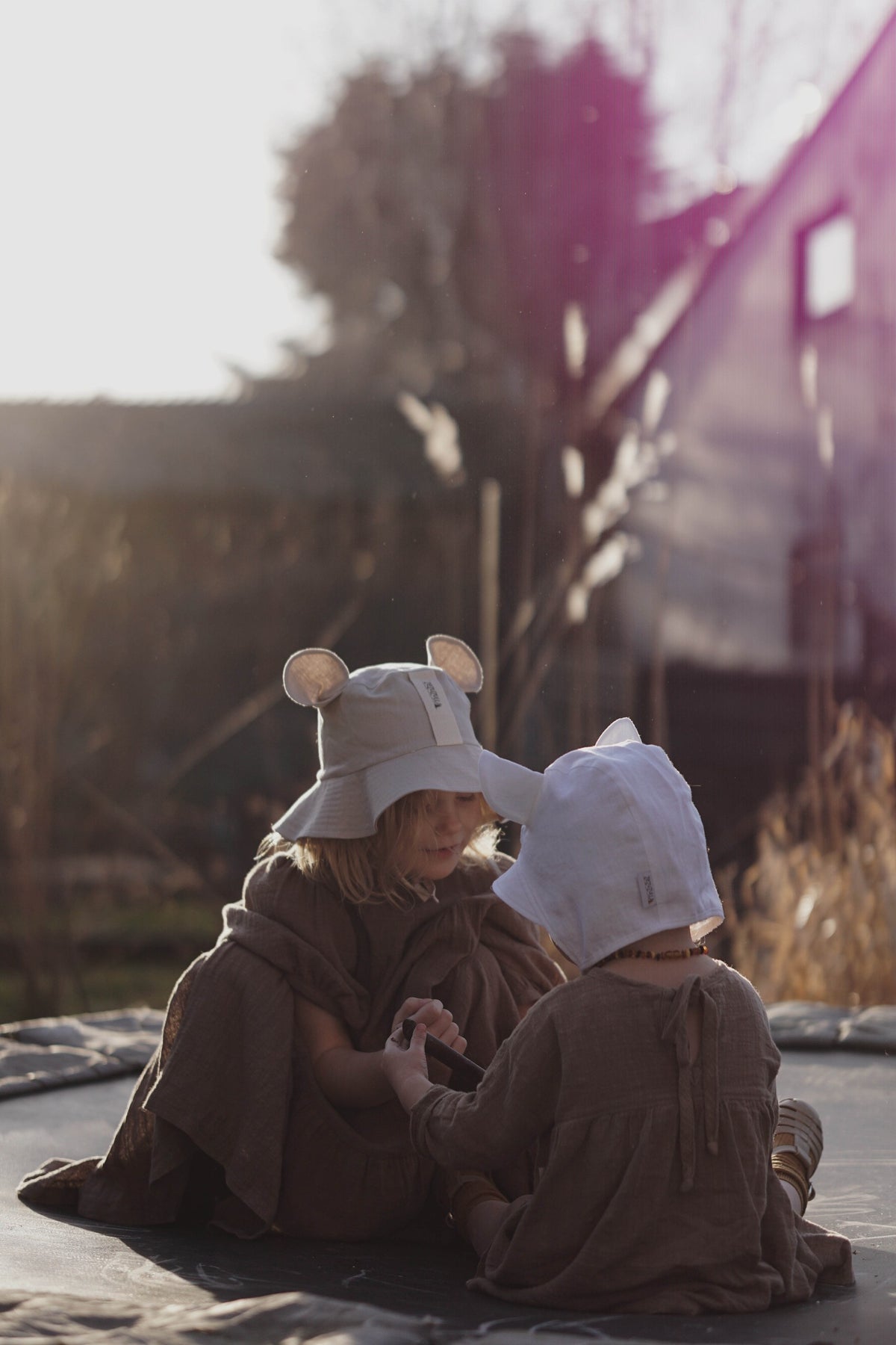 Kinder-Mütze mit Ohren – Beige – Produktbild 4