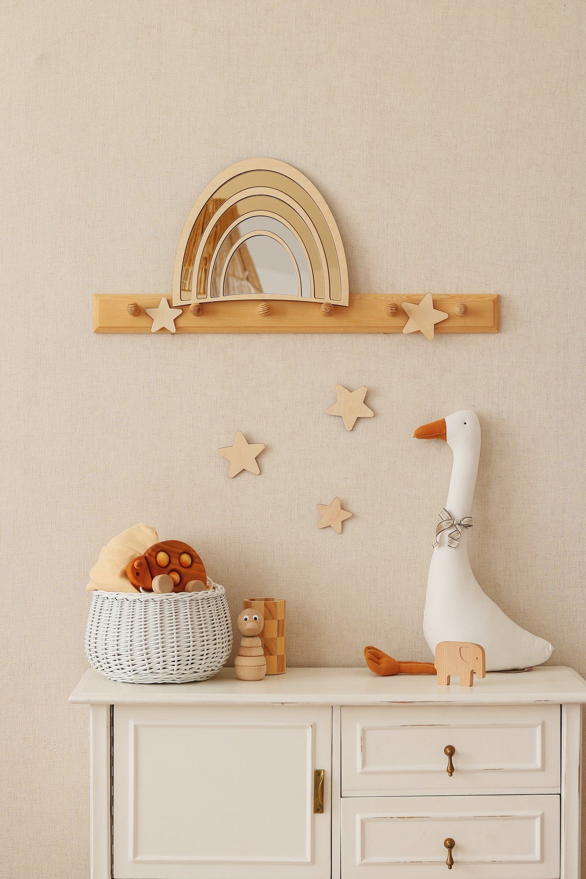 Kinderspiegel Regenbogen aus Acryl und Holz – Produktbild 3