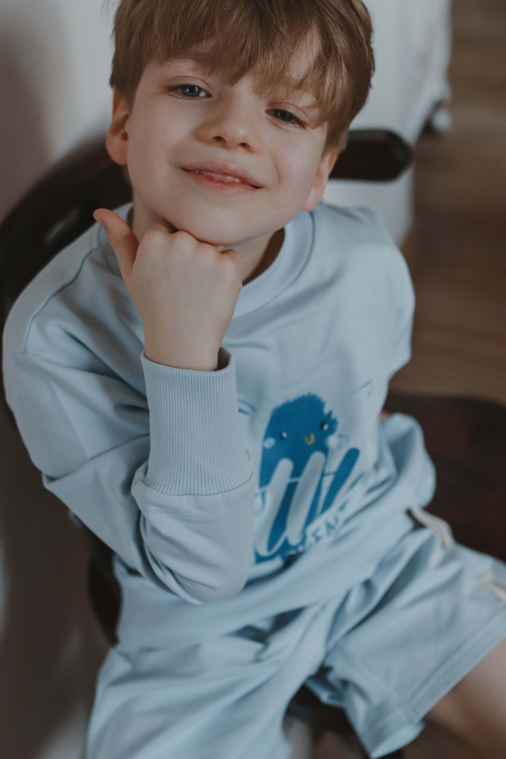 Kinder-Sweatshirt Little Adventure – weicher Baumwoll-Pullover mit Aufdruck – Produktbild 2