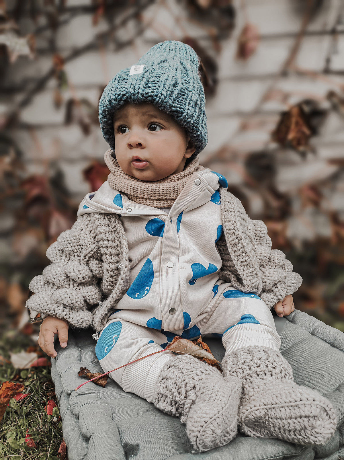Jumpsuit mit Ohren für Babys & Kinder – blaue Herzen Overall mit Kapuze und Ohren