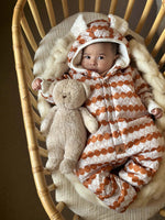 Winter-Jumpsuit mit Teddyfutter für Babys und Kinder – Orangefarbene Punkte – Produktbild 2