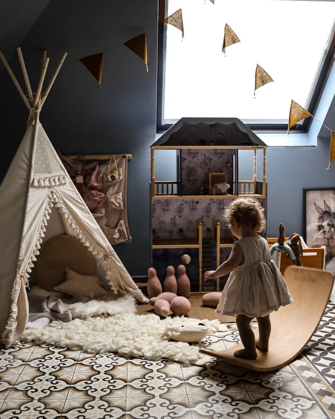 Boho Kids Teepee with Tassels – Ecru
