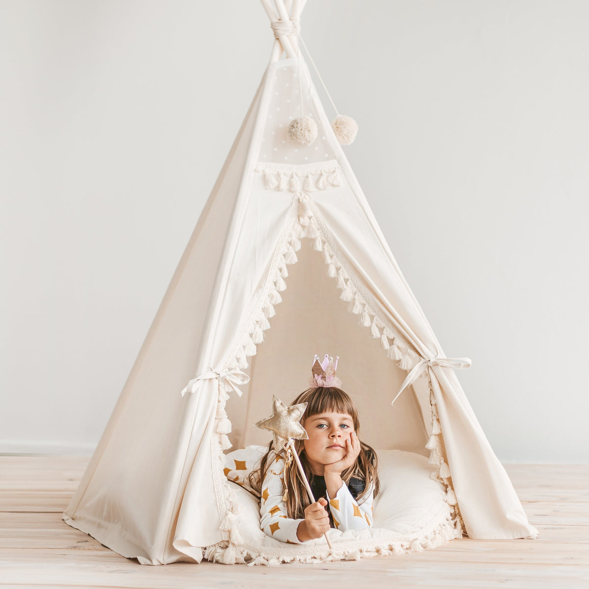 Boho Kids Teepee with Tassels – Ecru
