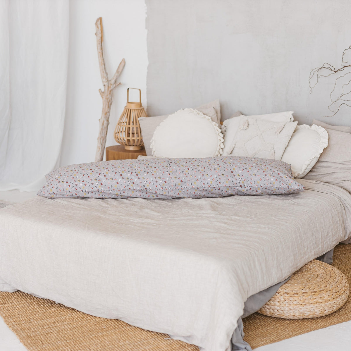Long Maternity Body Pillow with Organic Cotton Cover – Grey Floral, 145 cm