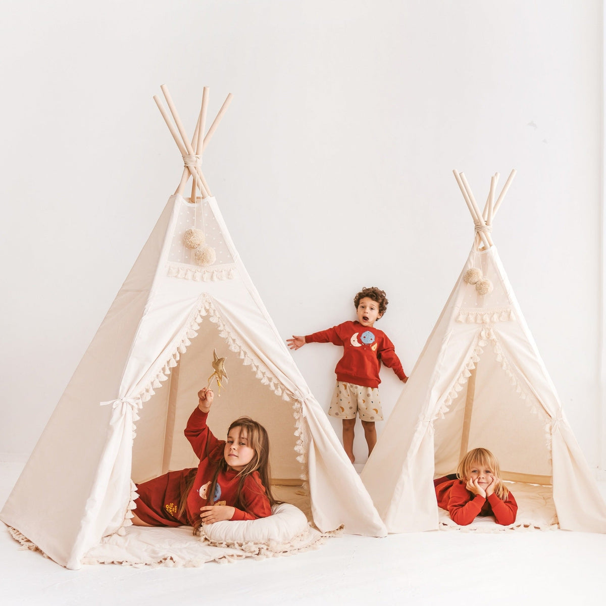 XL Indoor Teepee Tent with Tassels – Ecru