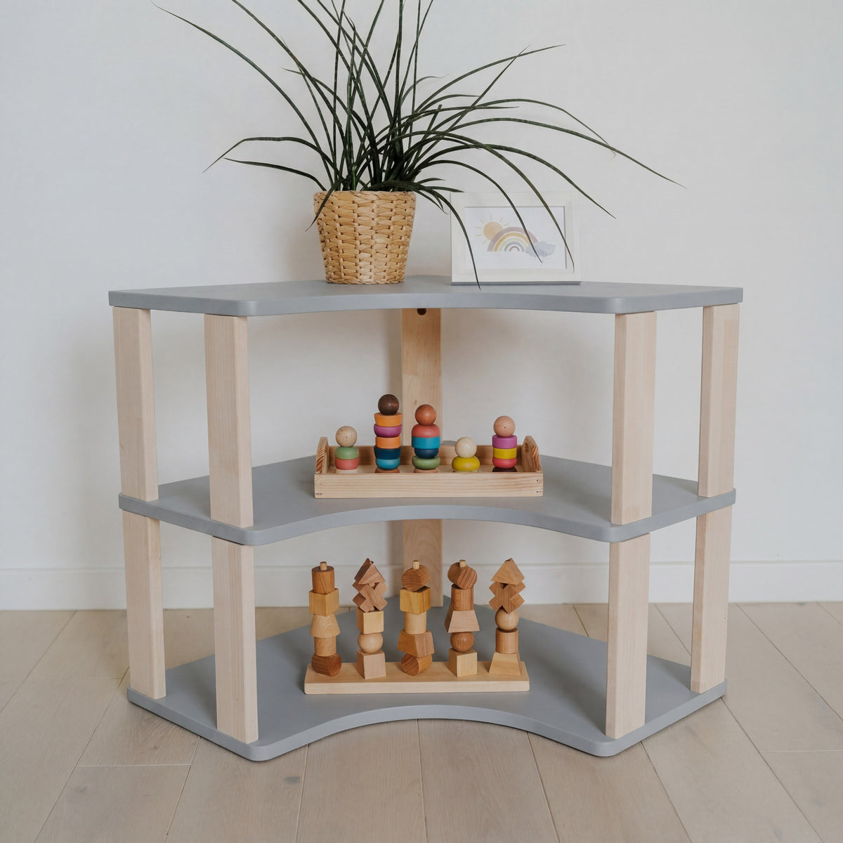 Modulares Montessori-Eckregal, 3 Ebenen – Hellgrau/Klaröl – Produktbild 1