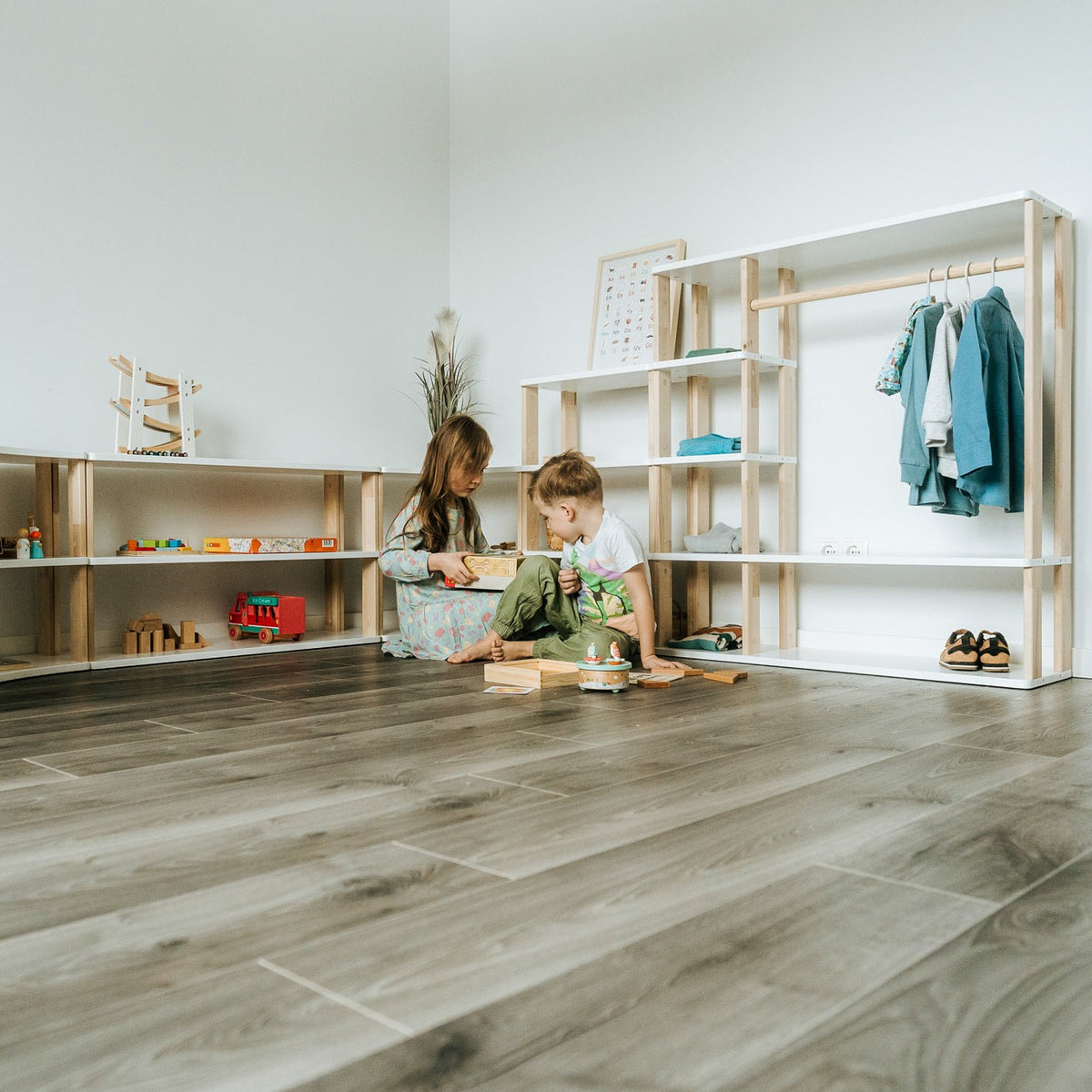 Modulares Montessori-Regal Straight – 2 Ebenen – Produktbild 3