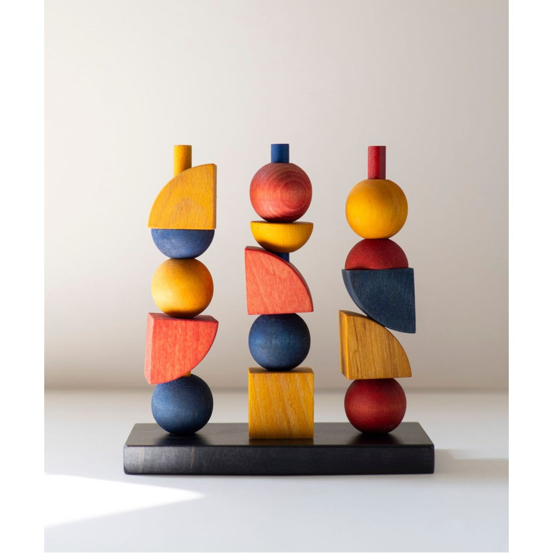 Montessori-Stapelspielzeug Modern Y aus Holz – Produktbild 2