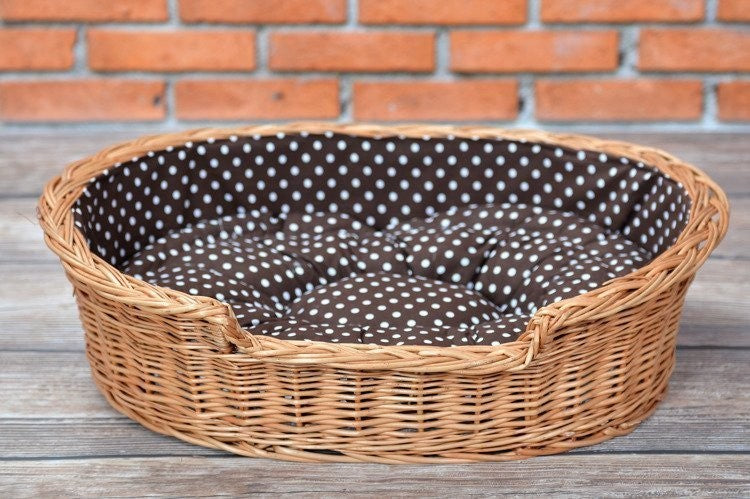 Esmira Natural Wicker Dog Bed With Polka Dot Cushion, 75x57 cm