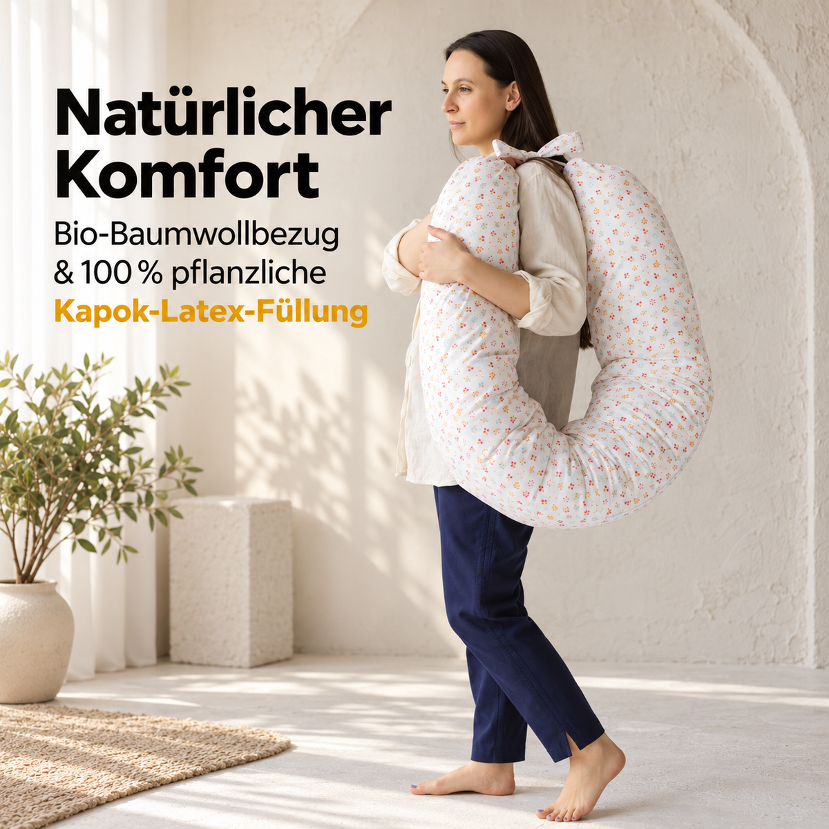 Milchweißes C-Kissen mit floralem Baumwollbezug – Kapok-Naturlatex als wählbare Füllung