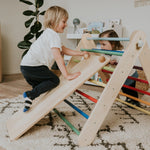 Rampe für leg&go Pikler Dreieck & Sprossenwand – Regenbogen Rutschbrett und Kletterrampe – Produktbild 1