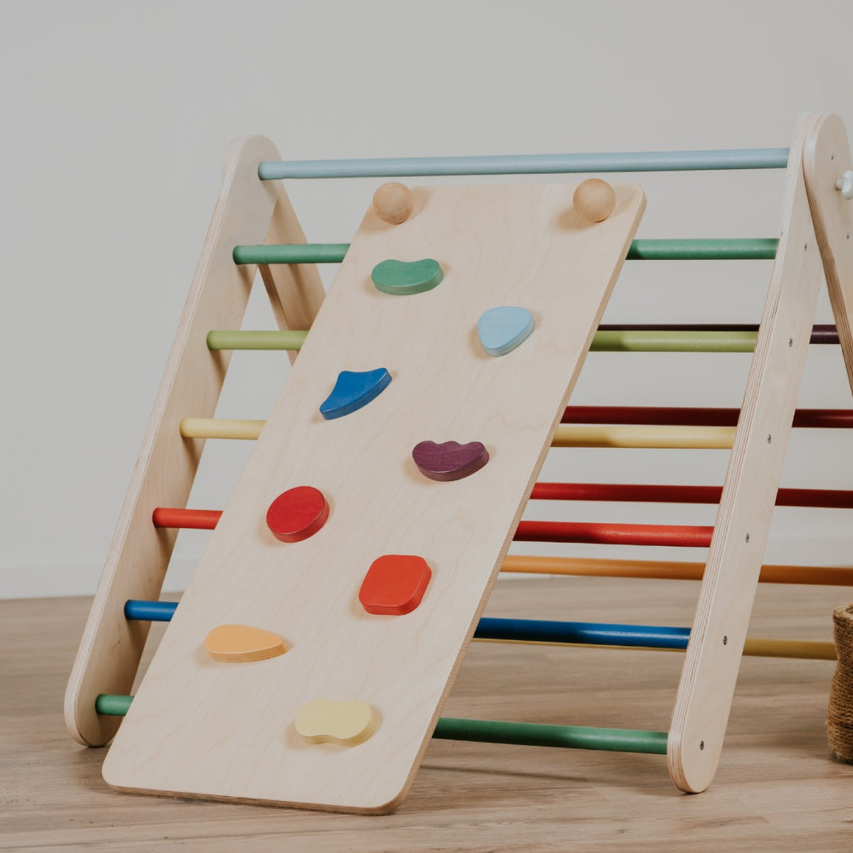 Rampe für leg&go Pikler Dreieck & Sprossenwand – Regenbogen Rutschbrett und Kletterrampe – Produktbild 3