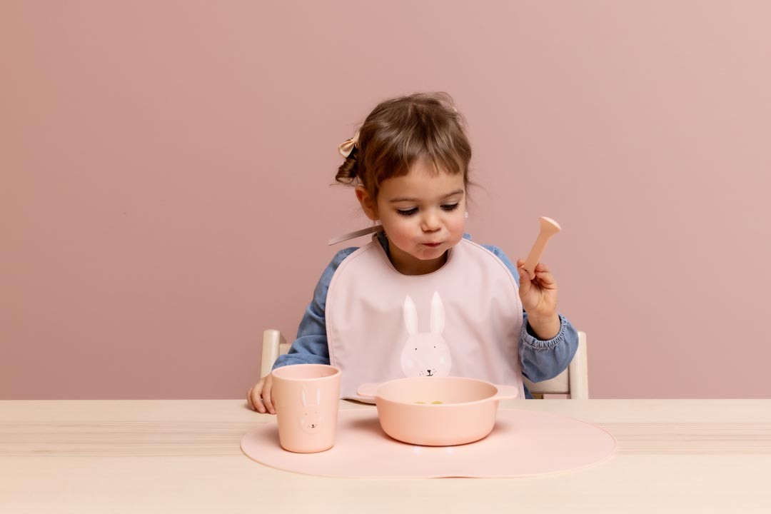Silikon-Schale Mrs. Rabbit – Baby Schüssel aus lebensmittelechtem Silikon ab 4 Monaten – Produktbild 2