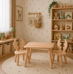 Kindertisch mit 2 Stühlen Deer – Holz-Sitzgruppe für Kinder aus Buchenholz – Produktbild 1