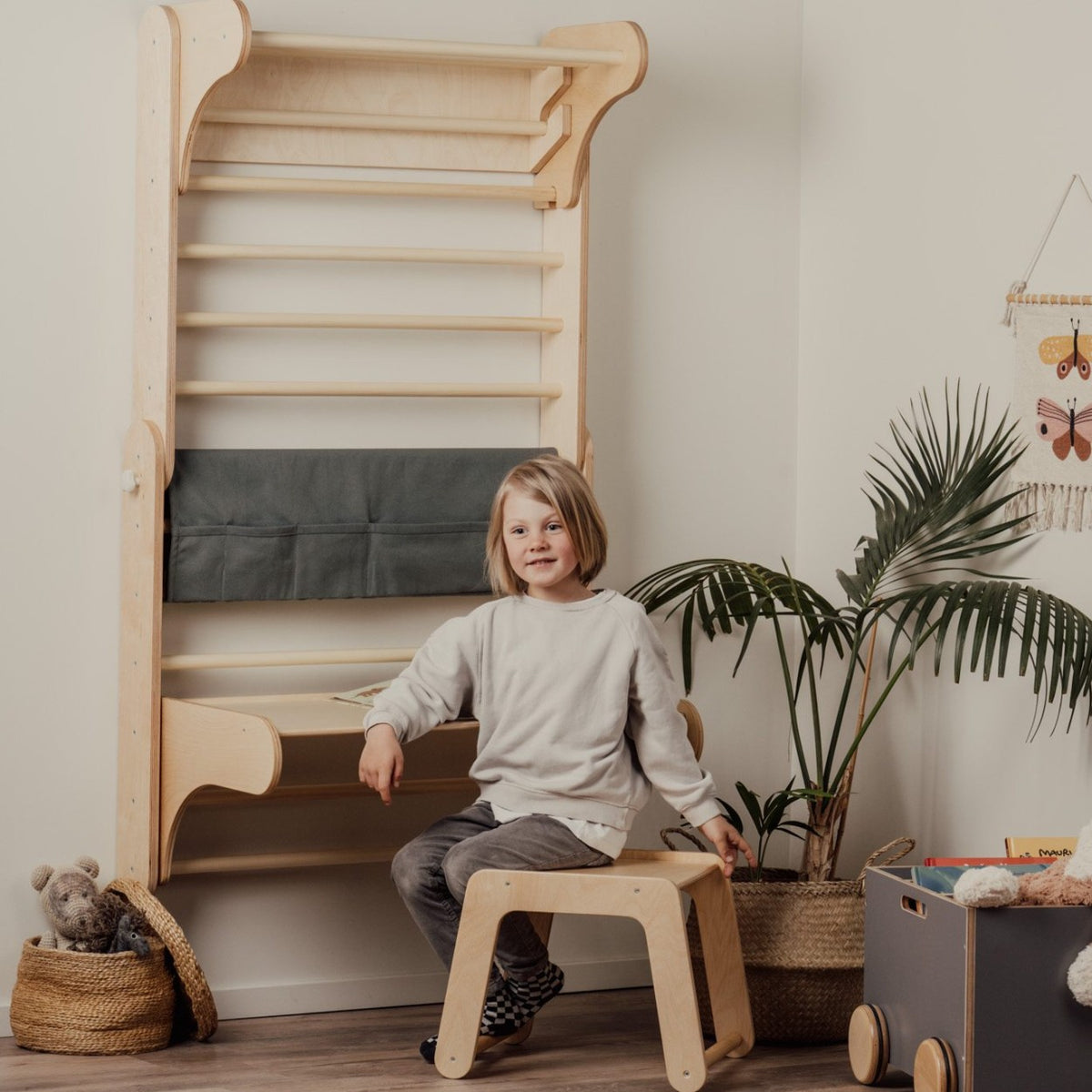 Tisch und Stuhl für leg&go Sprossenwand – Kindermöbel-Erweiterung aus Holz – Produktbild 2