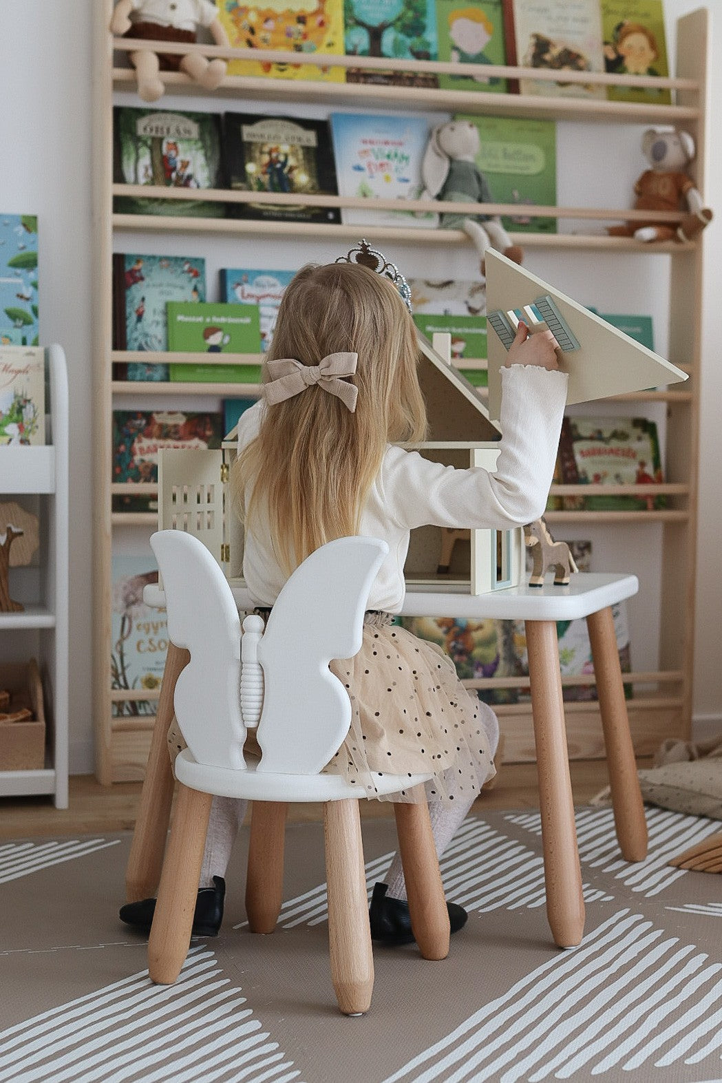 Kindertisch mit Stuhl Butterfly – Holz-Sitzgruppe für Kinder aus Buchenholz – Produktbild 2