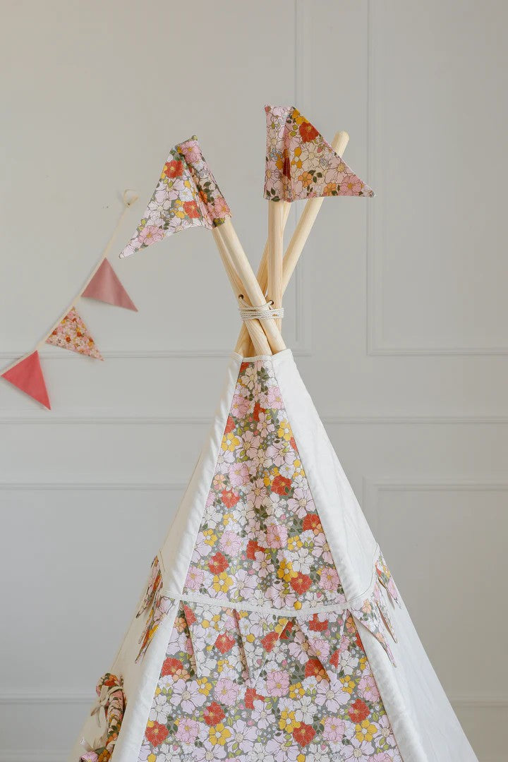 Kinder-Tipi Grün Garden – Kinder-Tipi aus OEKO-TEX Baumwolle mit Kiefernstangen