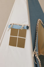 Kinder-Tipi Jeans mit Pompons – Spielzelt aus OEKO-TEX Baumwolle mit Kiefernstangen – Produktbild 2
