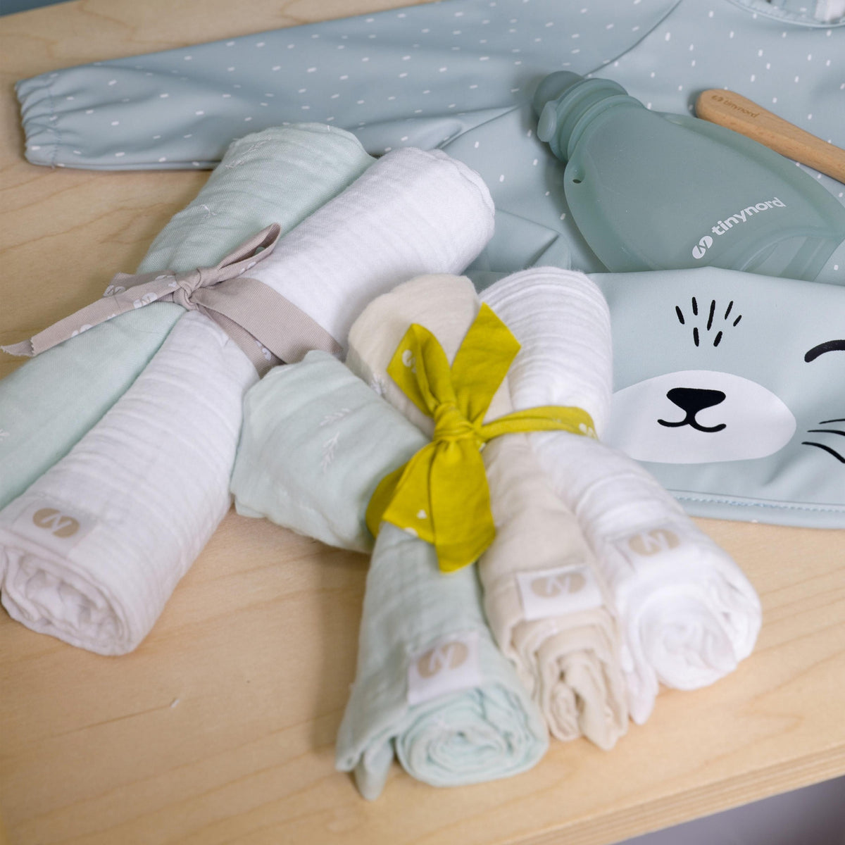 SWATRI Cotton Muslin Swaddle Cloths, Set of 2 – Mint Print/White