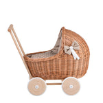 Handgefertigter Weiden Puppenwagen „Lili“ – Nostalgie Holzwagen & Puppenbuggy inkl. waschbarem Bettset – Produktbild 4